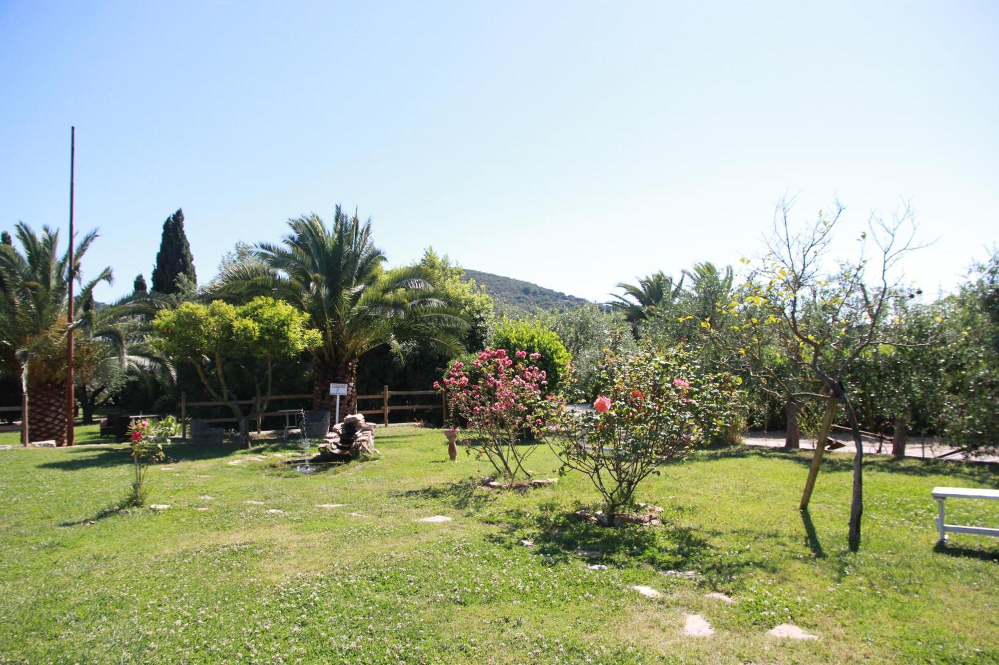 Azienda Agricola Sapereta Villa Porto Azzurro Exterior foto